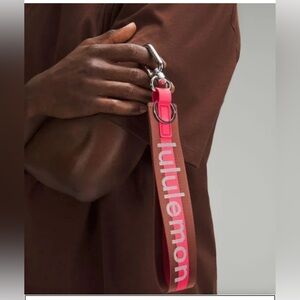 LULULEMON ! Never Lost Keychain